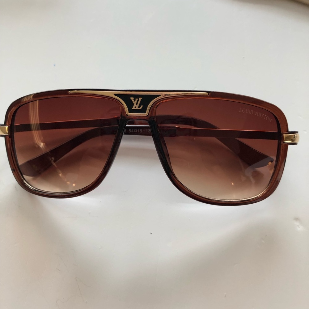 Louis Vuitton brown aviator sunglasses
